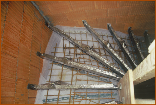 Betontreppe im Rohbau